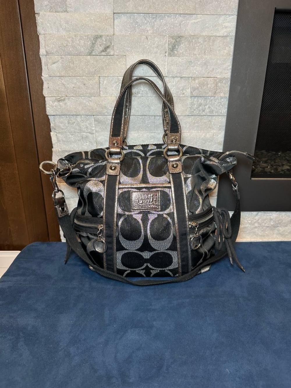 Coach Poppy F14434 Metallic Lurex Signature Tote Black Silver Y2K Purse